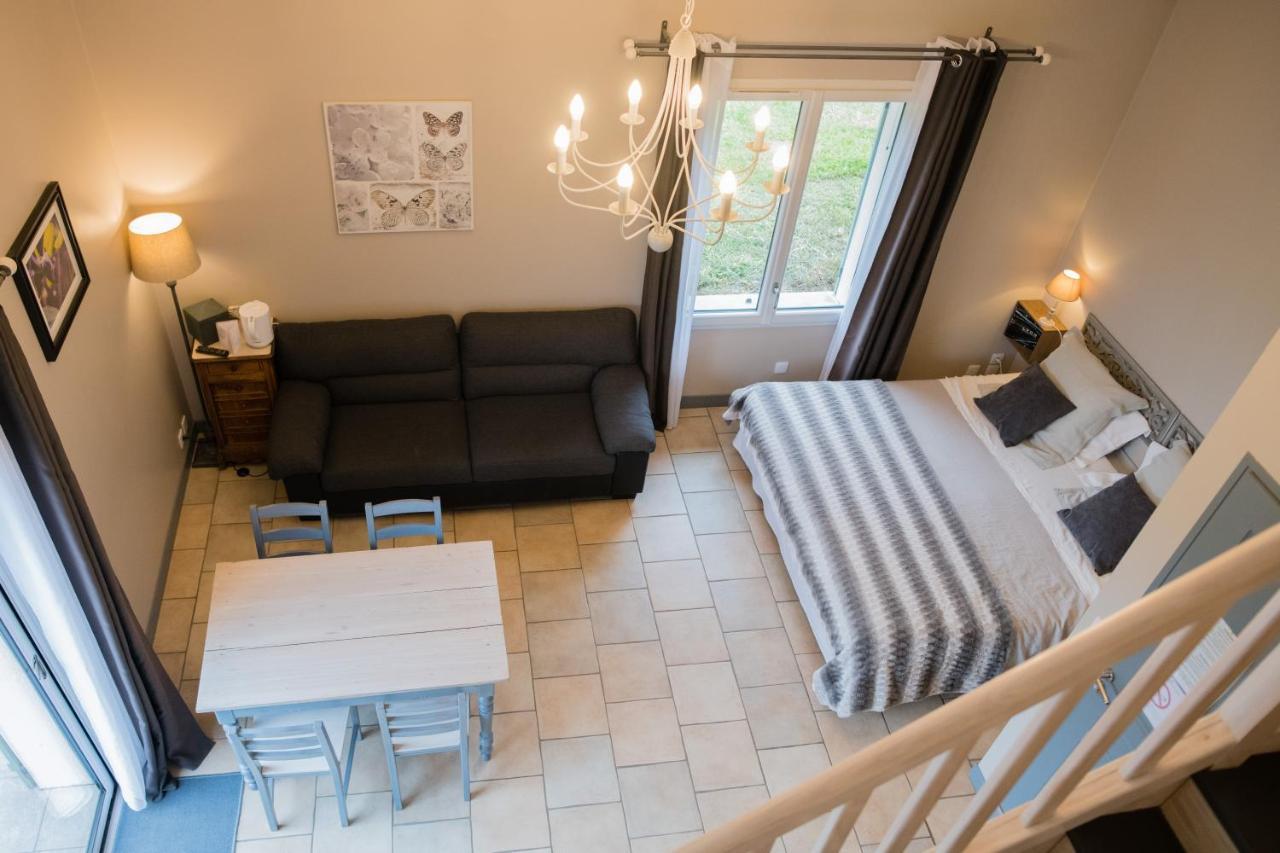 Les Galapons Hotel Trept Екстериор снимка